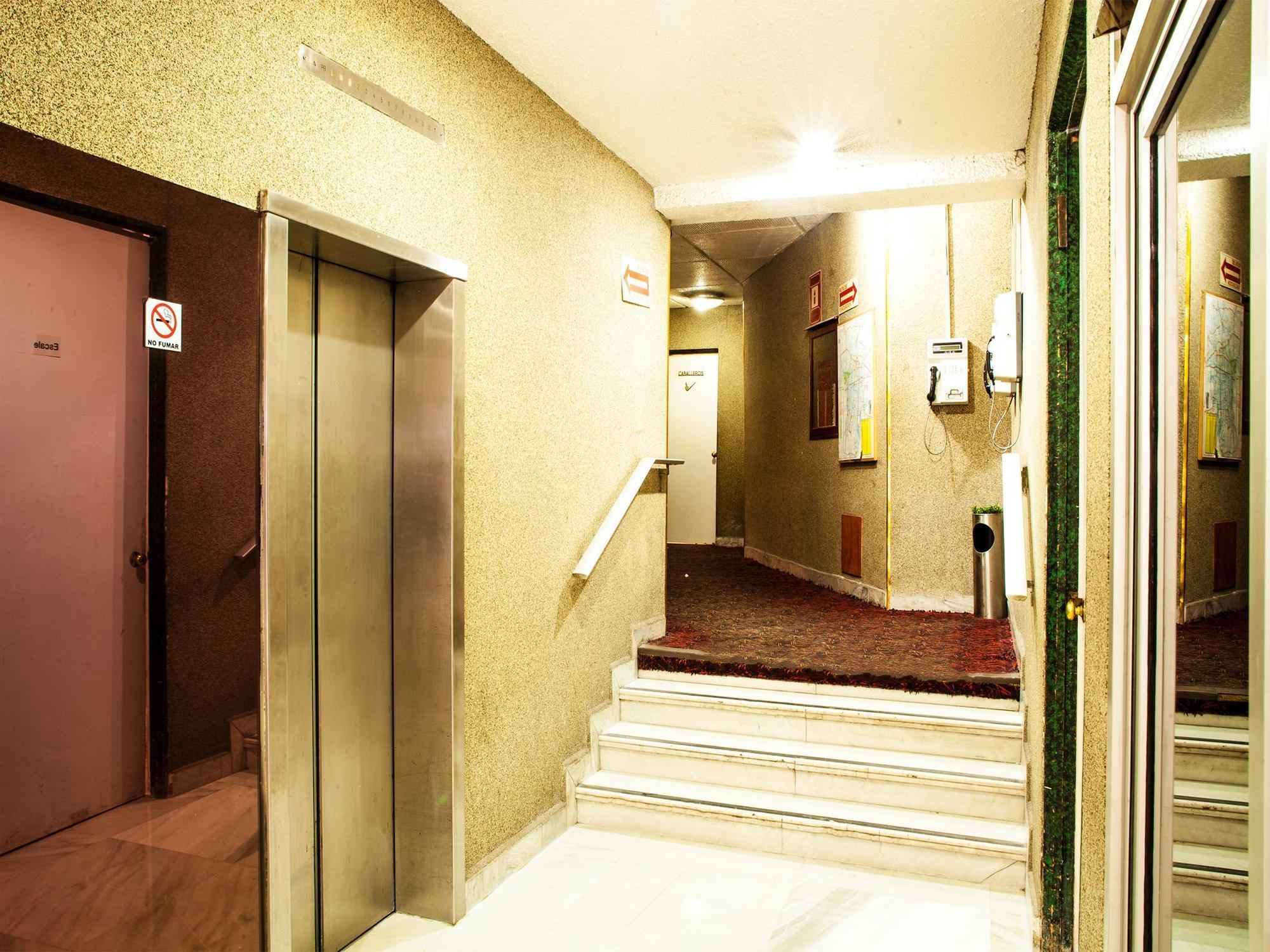 Hotel Plaza Madrid Mexico By Eksteriør billede